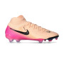 Phantom Luna II Elite FG-Crimson Tint-Black-Pink Blast